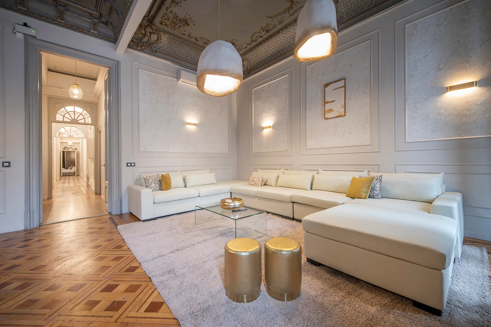 gallery img